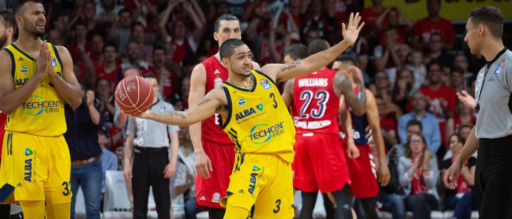 Unschuldslamm. Albas Spielmacher Peyton Siva war in dieser Situation tatsächlich unschuldig. Die Schiedsrichter sahen das anders. Doch schon am Mittwoch können die Berliner die Serie im Heimspiel gegen die Bayern wieder ausgleichen.