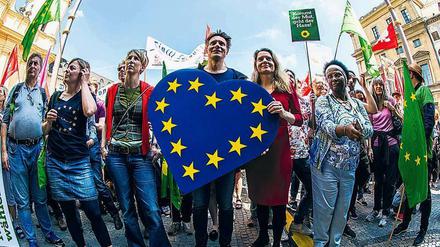 Liebe für Europa. Eine Podiumsdiskussion über die Ursachen des Rechtspopulismus ist nur eine der vielen Veranstaltungen zu Politik bei der Langen Nacht.