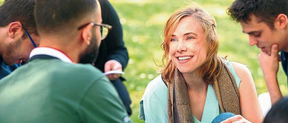 Im Tandem die deutsche Sprache lernen können Flüchtlinge im Rahmen des Buddy-Programms, bei der jeweils ein studentischer Partner zur Seite steht.