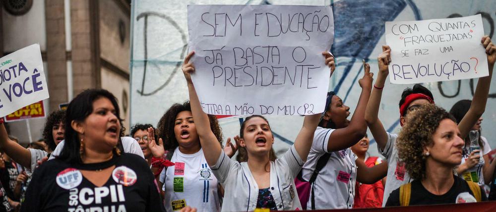Demonstranten in Rio de Janeiro.