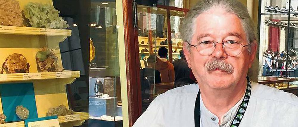 Herr der Steine. Ferdinand Damaschun hat die Gesteine und Minerale, die über Alexander von Humboldt in die Sammlungen gekommen sind, aufgespürt und daraus ein Buch gemacht.