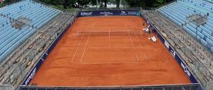 Bald begrünt? Im Steffi-Graf-Tennisstadion könnte ab nächstem Jahr wieder die Tenniselite gastieren - dann wohl auf Rasen.