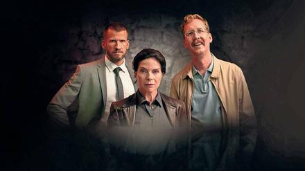 Drei gegen eine Terrorzelle: Referatsleiter Matthias Frings (Fabian Siegismund, links), Mechthild Dombrowski (Gudrun Landgrebe) und Paul Horner (Uke Bosse).