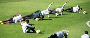 Strecken für den DFB. Das südafrikanische Team wartet noch auf den ersten Punkt bei einer WM.