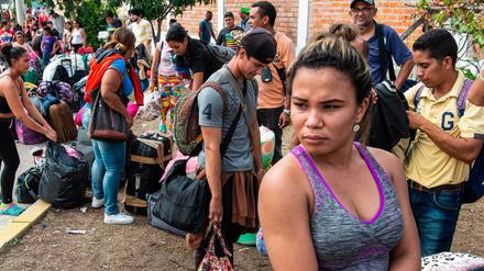 Migranten aus Venezuela an der Grenze zu Peru 