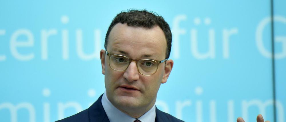 Gesundheitsminister Jens Spahn bürdet der GKV immer neue Lasten auf.