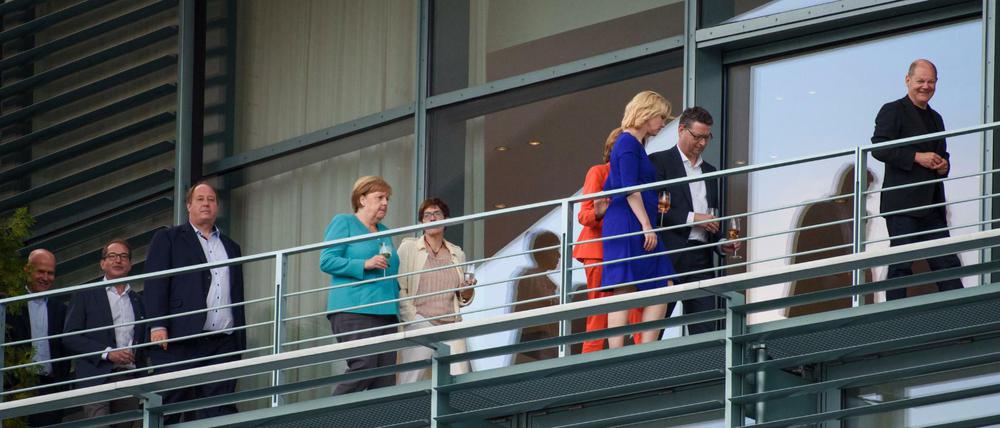 Mal wieder ein Balkon-Bild: Teilnehmer des Koalitionsausschusses im Kanzleramt