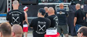 Die "Arische Bruderschaft" stellt den Sicherheitsdienst auf dem Festival.
