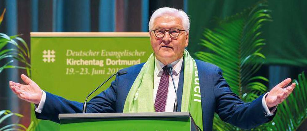 Von seinen Reisen ins Silicon Valley und nach China ist die Rede geprägt, die Steinmeier auf dem Kirchentag gehalten hat.