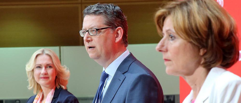 Das Führungstrio der SPD gibt bekannt, wie es weitergeht.