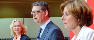 Das Führungstrio der SPD gibt bekannt, wie es weitergeht.