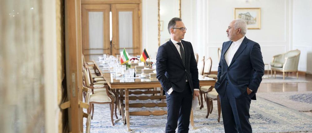Bundesaussenminister Heiko Maas (links) trifft den Aussenminister des Iran, Mohammed Dschawad Sarif, in Teheran.