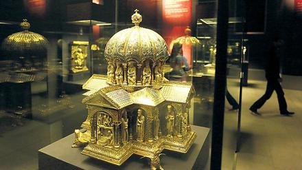 Das Kuppelreliquiar (Ende 12. Jahrhundert) ist Teil des Welfenschatzes, eine der Hauptattraktionen der Berliner Museen.