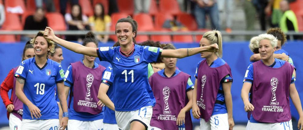 Barbara Bonansea (vorne) ist der größte Star im italienischen Team und hat bei dieser WM bereits zwei Tore erzielt.