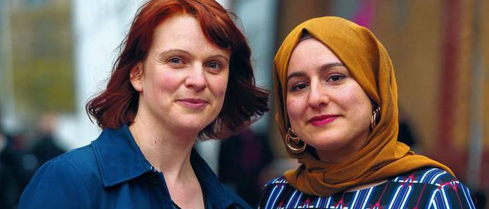 Zeigen, wie sie sind. Merve Kayikci (r.) hat mit Katrin Rönicke einen Podcastwettbewerb gewonnen. Das Format „Maschallah!“ wird vom Streamingdienst Deezer getragen.