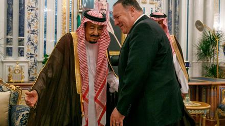 Einig. US-Außenminister Mike Pompeo (r.) und Saudi-Arabiens König Salman sehen im Iran eine große Gefahr. 