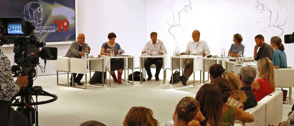 Die Jury für den Ingeborg-Bachmann-Preis kommen zum ersten Tag der Literaturtage.