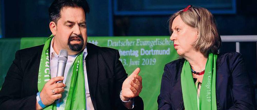 Aiman Mazyek (l.), hier beim Kirchentag, macht schon seit Jahren auf die Gefahren durch rechten Terror aufmerksam. 