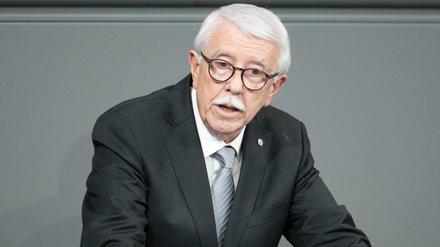 ARCHIV - 17.01.2019, Berlin: Paul Viktor Podolay (AfD) spricht in der Plenarsitzung im Deutschen Bundestag. (zu dpa «AfD nominiert erneut Kandidaten für Bundestags-Vizepräsidenten») Foto: Carsten Koall/dpa +++ dpa-Bildfunk +++