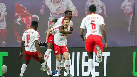 Der Verein Rasenballsport Leipzig ist ein positives Beispiel für das Engagement von Investoren im deutschen Fußball - was den sportlichen Erfolg betrifft. 