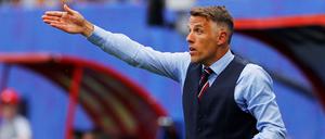 Gentleman. Phil Neville hat es mit der englischen Frauen-Nationalmannschaft bei der WM weit geschafft.