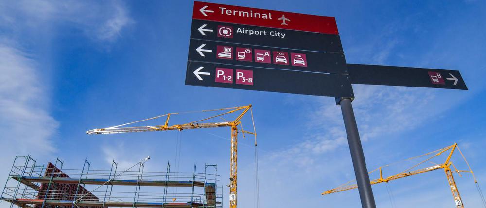 Nichts Neues beim BER: Ein Projektleiter geht vorzeitig, der Zeitplan für den Bau des Terminal 2 ist wohl fraglich.