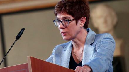 Annegret Kramp-Karrenbauer hat ein Kooperationsverbot für ihre CDU mit der AfD ausgesprochen.