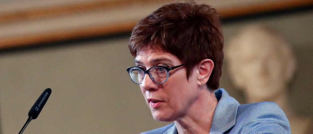 Annegret Kramp-Karrenbauer hat ein Kooperationsverbot für ihre CDU mit der AfD ausgesprochen.