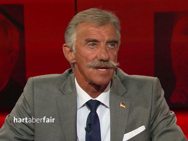 Der AfD-Vorsitzende von Rheinland-Pfalz, Uwe Jung, konnte bei "hart aber fair" punkten. Frank Plasberg hatte ihm wenig entgegenzusetzen.