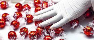 Aussortiert. Auch das Unternehmen Lindt Sprüngli mit seinen Schokoladen ist künftig an den europäischen Börsen nicht zugelassen. 