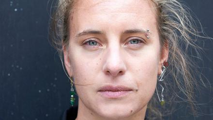Friederike Otto arbeitet am "Enviromental Change Institute" der University of Oxford. Sie ist Physikerin, Philosophin und Mitbegründerin der "Attribution Science" (Zuordnungswissenschaft).