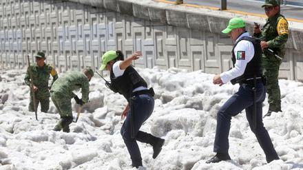 Extremer Hagel am Sonntag in Guadalajara, Mexico.