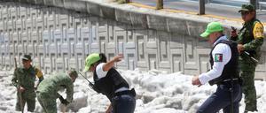 Extremer Hagel am Sonntag in Guadalajara, Mexico.