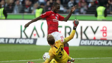 Anthony Ujah (l) kam vom 1. FSV Mainz 05 nach Köpenick.