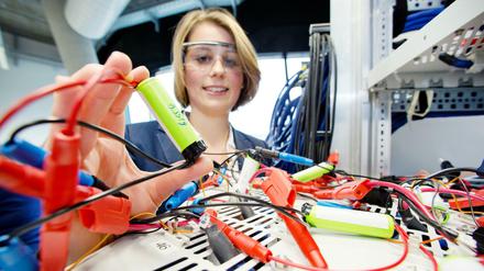 Brisante Forschung. Die Standortwahl des neuen Standorts für Batteriezellenforschung sorgt für Kritik. 