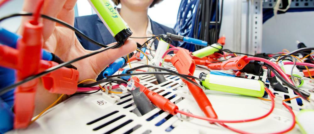 Brisante Forschung. Die Standortwahl des neuen Standorts für Batteriezellenforschung sorgt für Kritik. 