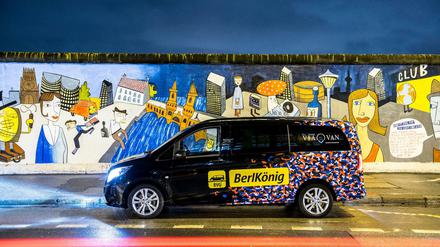 Ein Shuttle-Bus des Ridesharing-Dienstes Berlkönig von BVG und ViaVan.