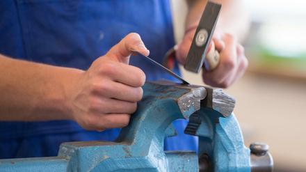 Eine Ausbildung berechtigt zur eigenen Wohnung dank Wohnberechtigungsschein.