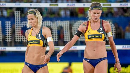 Wenig Erbauliches: Laura Ludwig (links) und Margareta Kozuch schieden bei der Beachvolleyball-WM in Hamburg bereits früh aus.