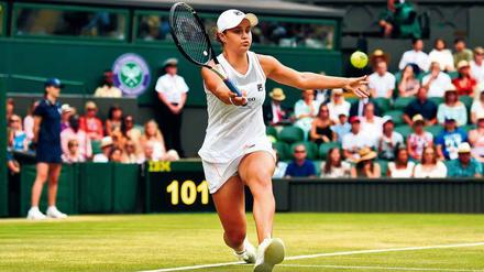 Doch kein Spaziergang. Ashleigh Barty startete mit vier Assen ins Achtelfinale gegen Alison Riske. Der 16. Sieg in Folge blieb ihr dann jedoch verwehrt.