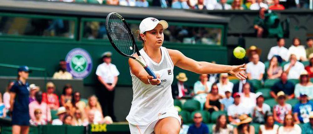 Doch kein Spaziergang. Ashleigh Barty startete mit vier Assen ins Achtelfinale gegen Alison Riske. Der 16. Sieg in Folge blieb ihr dann jedoch verwehrt.