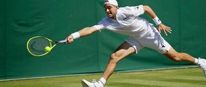 Strecken vergebens: Für Jan-Lennard Struff ist in der dritten Runde von Wimbledon Schluss.