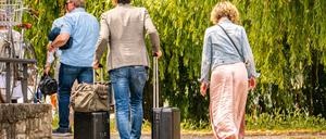 Rückkehr: In mehreren Bundesländern gehen die Sommerferien dem Ende entgegen. Die Pandemie wird aber weiterhin unseren Alltag bestimmen.