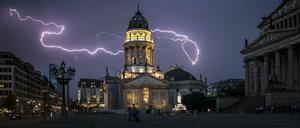 „Die schwersten Gewitter kommen aus Nordwest.“ Der Experte hat da eine andere Meinung.