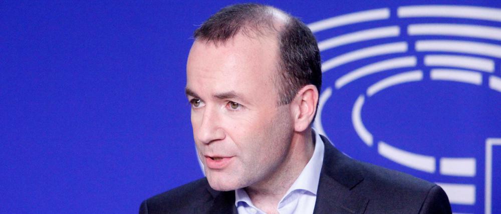 Manfred Weber (CSU) kritisiert den Ablauf der Postenvergabe, steht aber hinter Ursula von der Leyen.