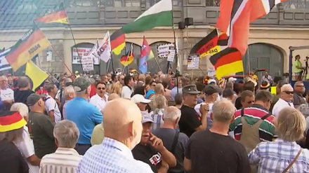 Ein Ausschnitt aus dem „Kontraste“-Beitrag über die Pegida-Demonstration in Dresden.
