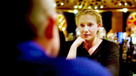 Reporterin Pia Osterhaus, 37, widmet sich dem Thema "Fremdgehen".