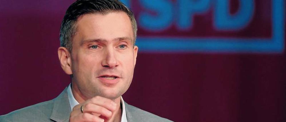 Der SPD-Politiker Martin Dulig (45) ist Wirtschaftsminister in Sachsen. Am 1. September wird im Freistaat gewählt.