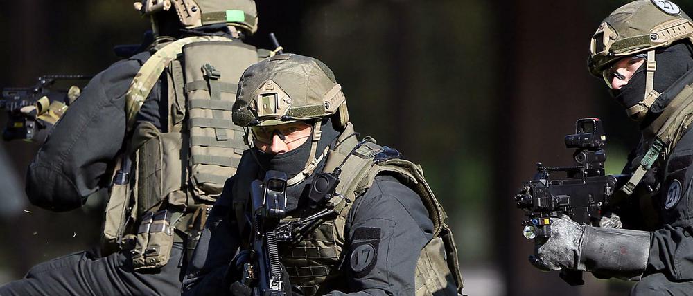 Polizisten der Antiterroreinheit GSG 9 bei einer Übung.