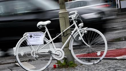 Die "Ghost Bikes" erinnern an tödlich verunglückte Radfahrer.